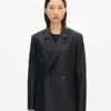Blazer mit spitzem Revers aus Schurwolle und Seide