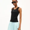 „Boke Flower 2.0“ besticktes Tanktop aus Rippstrick