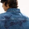 „Kenzo Signature“ geschlechtsneutrale Utility-Jacke aus japanischem Denim