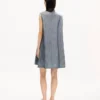 Kurzes Kleid aus gewaschenem Denim aus Leinenmischung