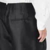 Maßgeschneiderte Shorts aus Schurwolle und Seide