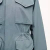 Mittellange Windjacke