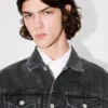 Truckerjacke mit „Boke Flower“-Stickerei aus japanischem Denim