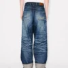 Weit geschnittene Jeans mit Umschlag aus japanischem Denim