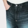 Weit geschnittene Jeans mit Umschlag aus japanischem Denim